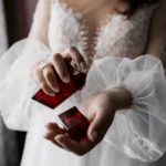 Sudah Coba? Ini Cara Mengaplikasikan Parfum agar Tahan Lama